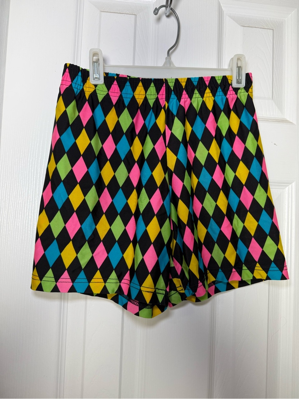 YOUTH active Harlequin Print Elastic-Waist Shorts - Black Multi
